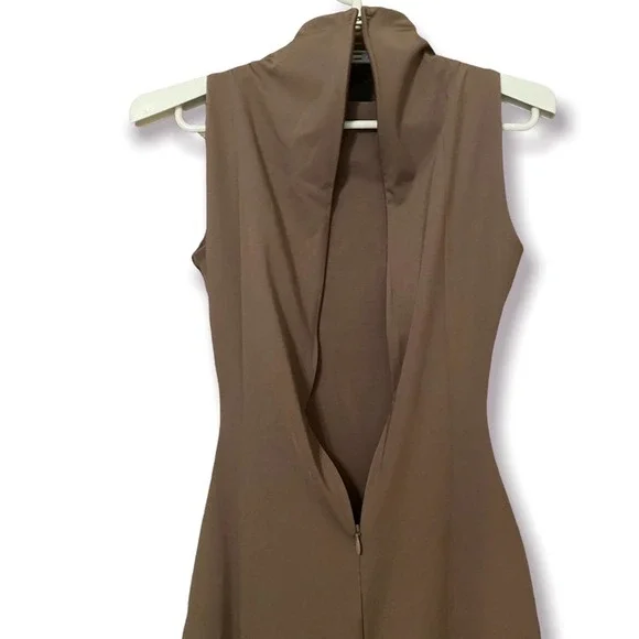 SKIMS ALL IN ONE MOCK NECK SLEEVELESS ONESIE UMBER NWT - Picture 5 of 9